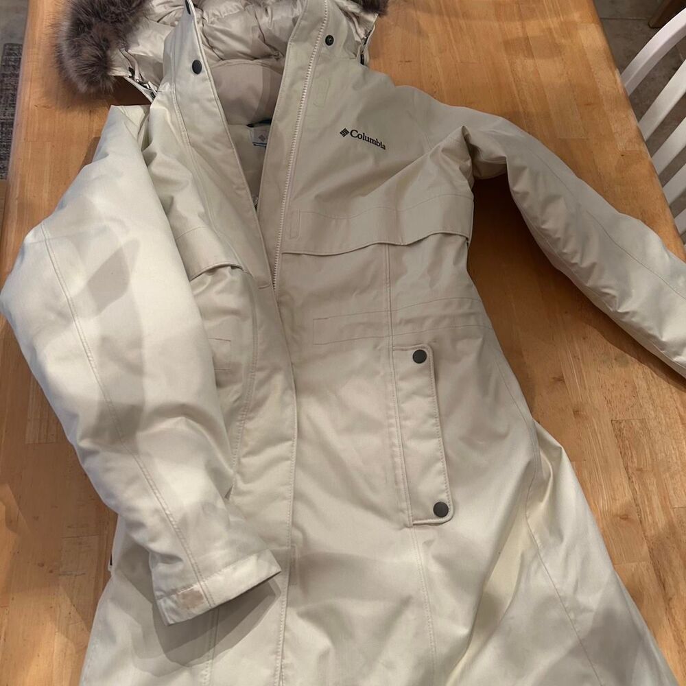 Columbia-sportswear Women's Cream and White Coat
